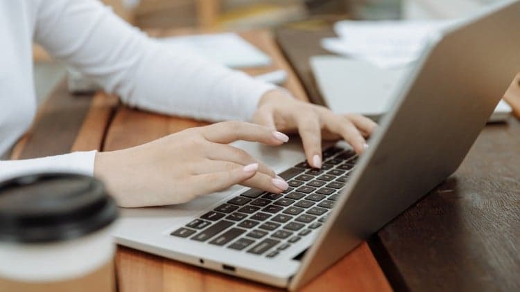 Freelancing Mastery: Earn, Work Remotely & Scale